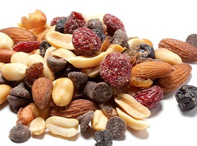 Patienter med allergier mot jordnötter eller andra nötter har en ökad risk för svåra reaktioner.